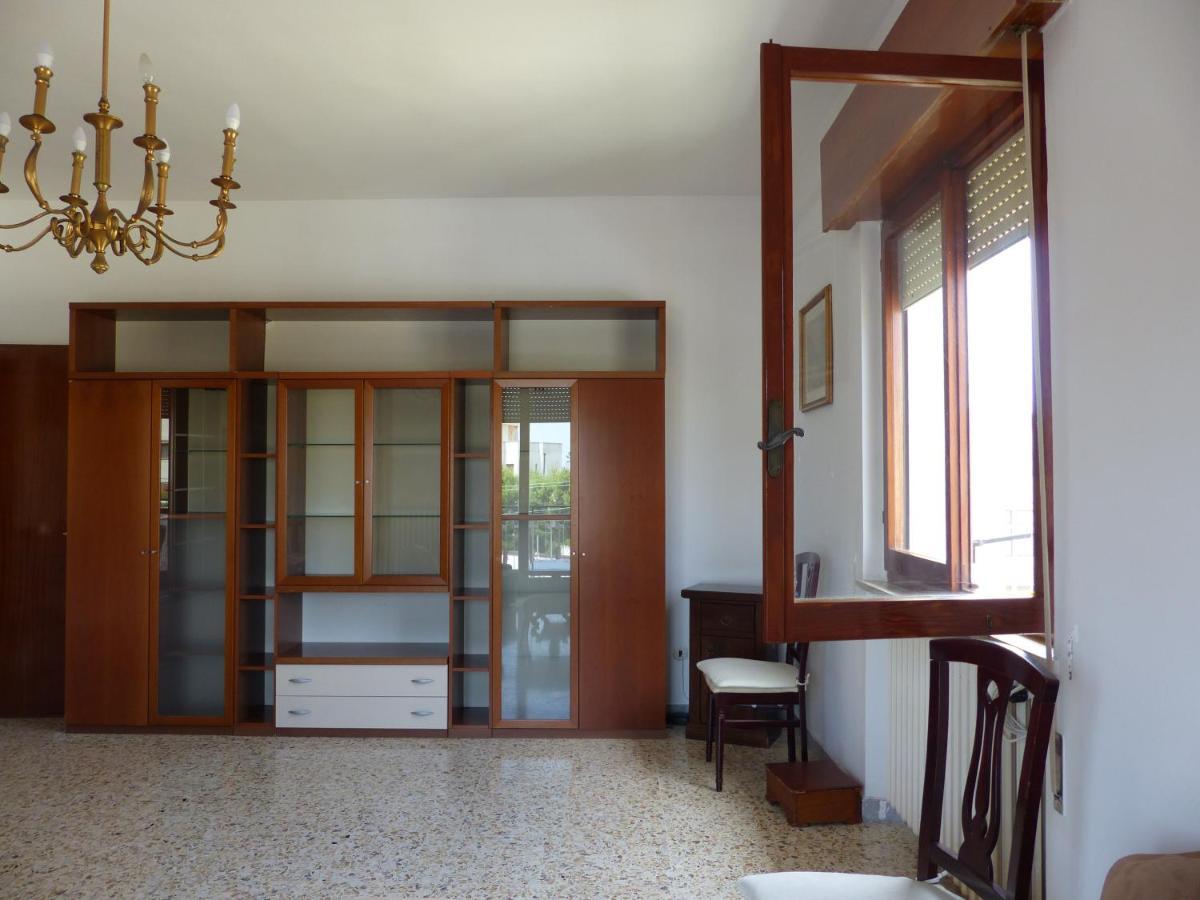 The Old Man And The Sea Appartement Brindisi Buitenkant foto